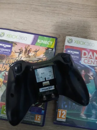 Xbox 360 Kinect + Controller + 2 Giochi