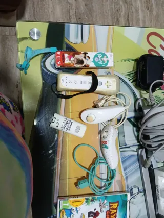 Pak : Consola Nintendo Wii + Accesorios