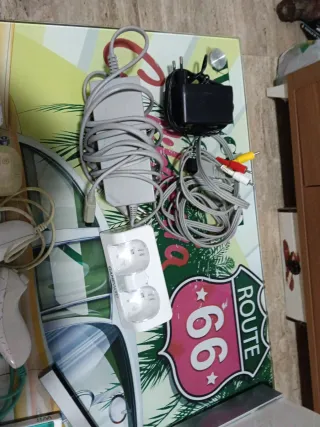 Pak : Consola Nintendo Wii + Accesorios