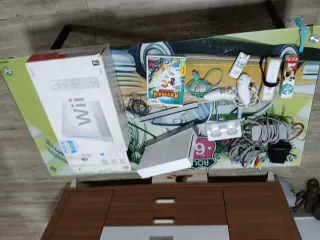 Pak : Consola Nintendo Wii + Accesorios