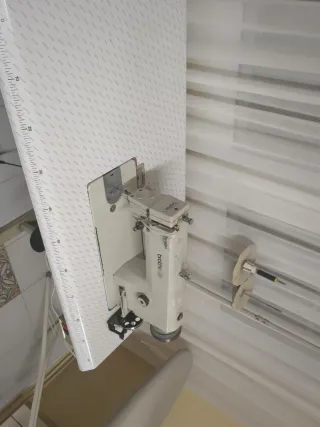 Máquina de coser industrial Brother Monofásica.