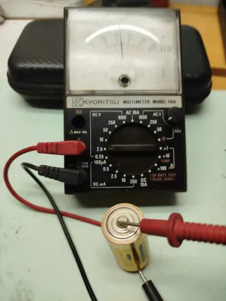 Multímetro Kyoritsu Modelo 1104