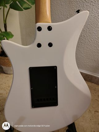 Guitarra Eléctrica Blanca