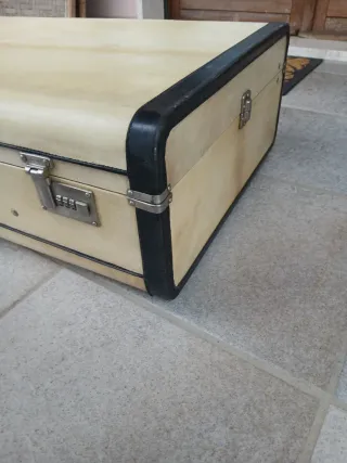 Valigia Prada Pergamena Vintage