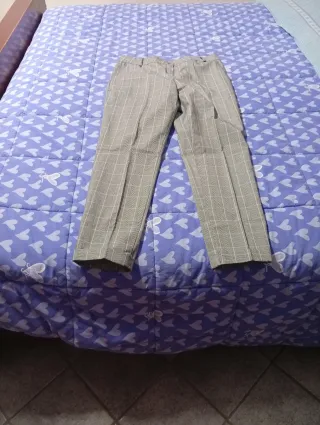 Pantaloni donna a quadri grigi e bianchi