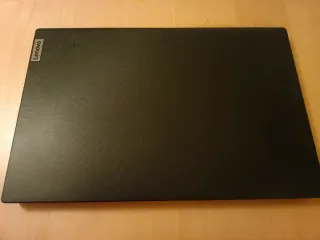 Portátil Lenovo Negro