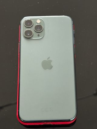 iPhone 11 Pro Verde + Accesorios