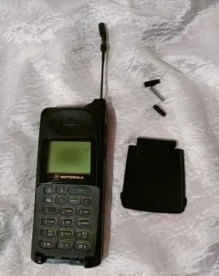 Telefono Vintage Motorola Nero del 1997