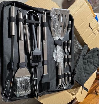 Kit Bbq Completo Negro y Plata de acero inoxidable