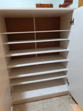 Zapatero blanco Bauhaus