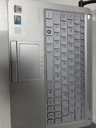 SONY VAIO Portátil Plata/Blanco