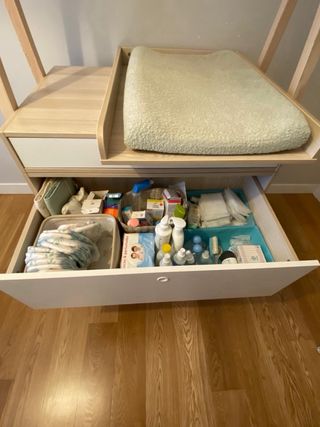 Cambiador bebé convertible en escritorio