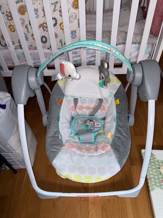 Minicuna + columpio + 2 regalos