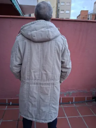 Abrigo Versace Jeans Couture Talla M Beige