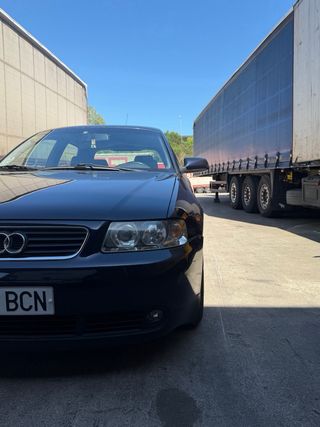 Audi A3 1.8 negociable
