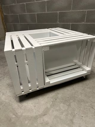 Tavolino handmade con rotelle