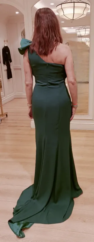 Precioso vestido para una ocasión especial
