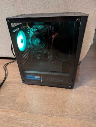PC Gamer Ryzen 5, 16GB RAM, Windows 11