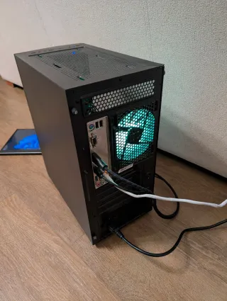 PC Gamer Ryzen 5, 16GB RAM, Windows 11