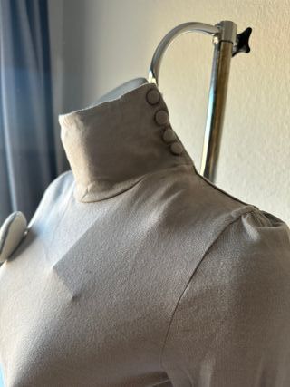 Camiseta DiKsi Talla S/M con broche