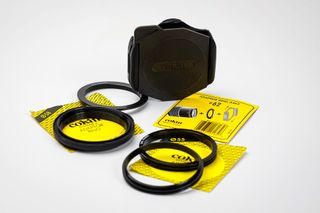 Portafiltros Cokin Serie A + 3 Anillos Adaptadores