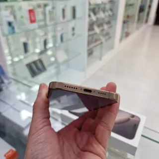 iPhone 16 Pro Max 256GB, Batería 100%