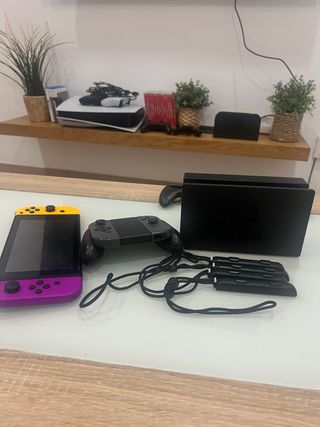 Nintendo Switch Morado/Amarillo + 2 Joy-Con