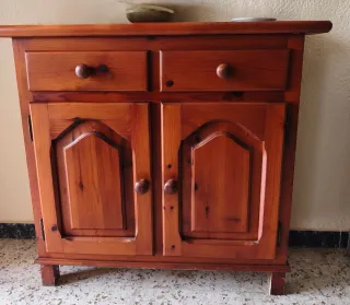 Mueble de salón madera y cristal