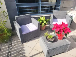 Conjunto Muebles Terraza Gris y Lila