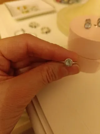 Anillo Tous Oro Blanco con zafiro y diamantes