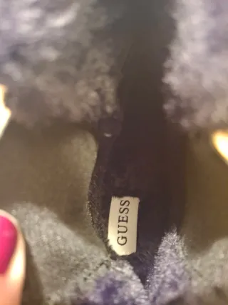 Botines Guess negros con plataforma