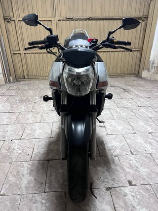 Suzuki GSR 600 2007