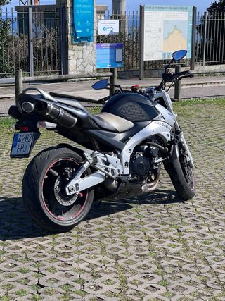 Suzuki GSR 600 2007
