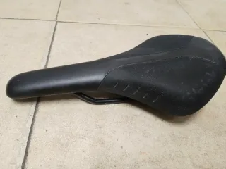 Sillín Bicicleta Fizik Negro