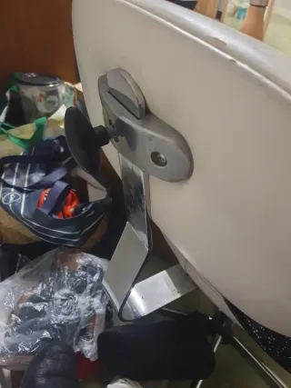 Taburete giratorio blanco