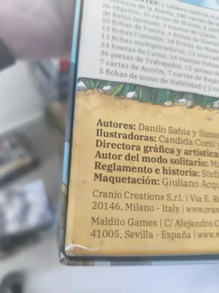 RATAS DE WISTAR C/INSERTO DE MADERA Juego de mesa