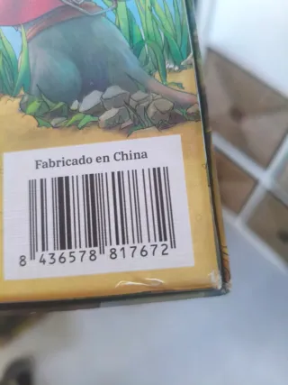 RATAS DE WISTAR C/INSERTO DE MADERA Juego de mesa