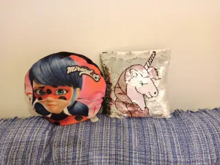 Cojín Ladybug y Unicornio