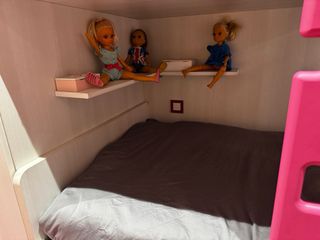 Cama tren con armario y cajones