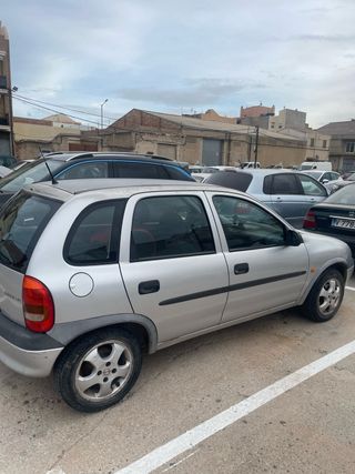 Opel Corsa 2000