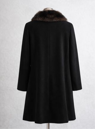 Abrigo Talla 48 con cuello pelo