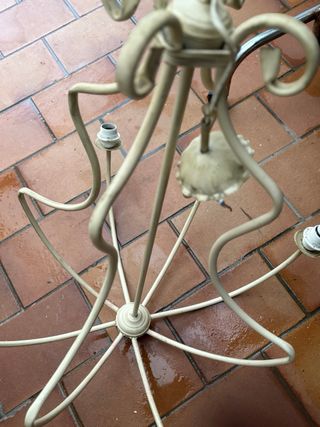 Lámpara de forja beige