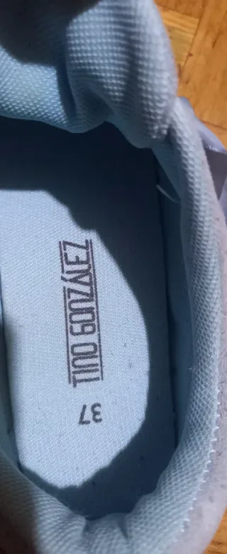 Deportivas azules con plataforma