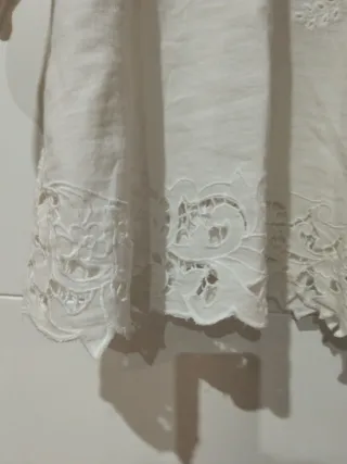 Blusa Zara bordados perforados Talla S