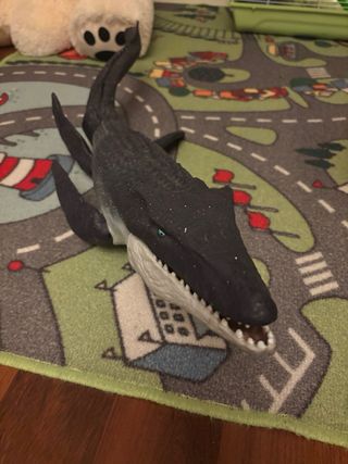 Juguete de dinosaurio marino