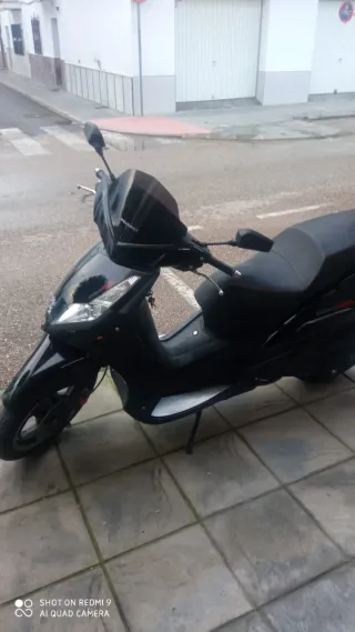 Peugeot Geopolis RS 125cc Negra