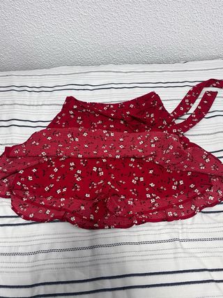 Lote 2 monos y 1 falda pantalón