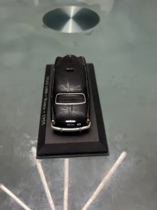 Modellino Fiat 1400 Roma 1955