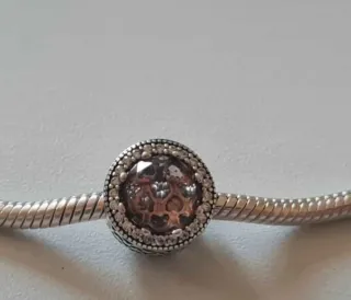 Charm Pandora Radiant Hearts Cristallo Rosa Cipria