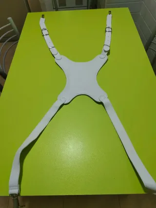 Bandolera para tambor blanca de piel i acolchada